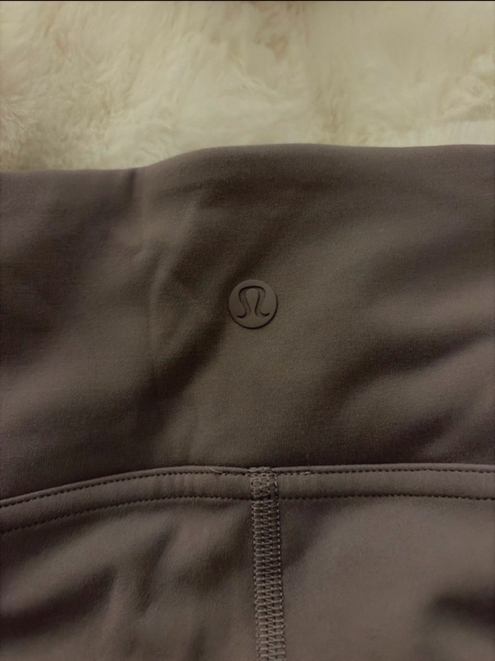 lululemon athletica lavender color  High-Rise Workout Shorts 7/8